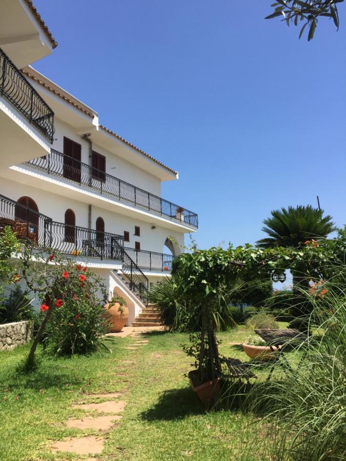 Velalatina Residence B&B Soverato - Camera Maestrale & Camera Tramontana Soverato Marina Kültér fotó